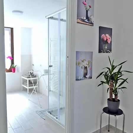 Casa Carma Semesterbostad Porto Ceresio